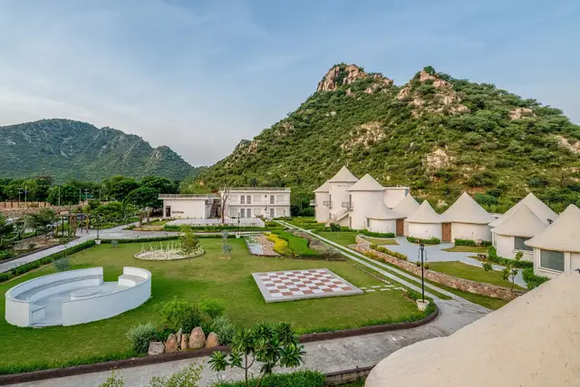 Grassfield Valley Resort