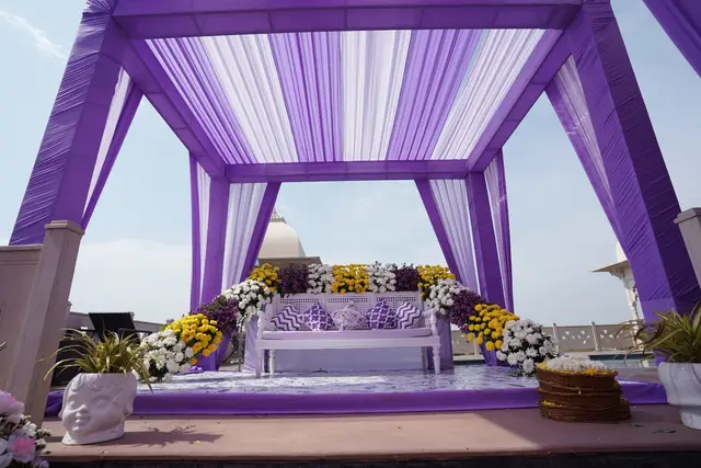Traavista Aravali Mahal