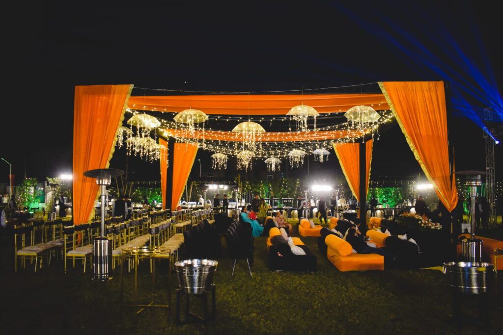 URBAN SUITES BY BLUSALZZ