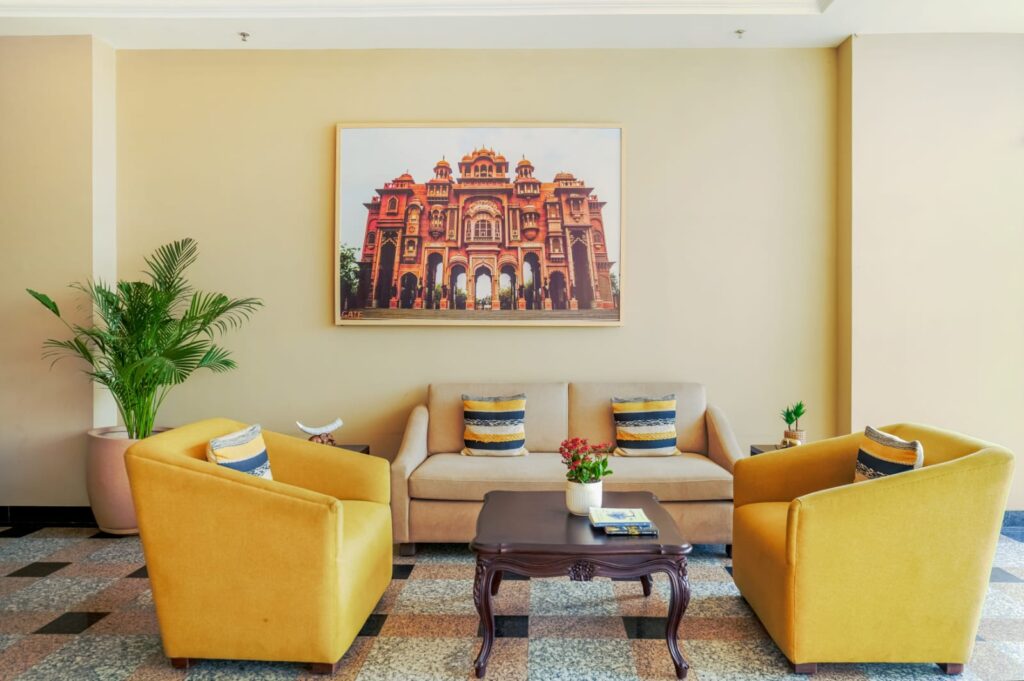 URBAN SUITES BY BLUSALZZ