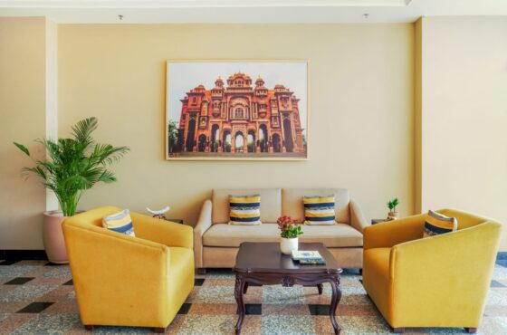 URBAN SUITES BY BLUSALZZ