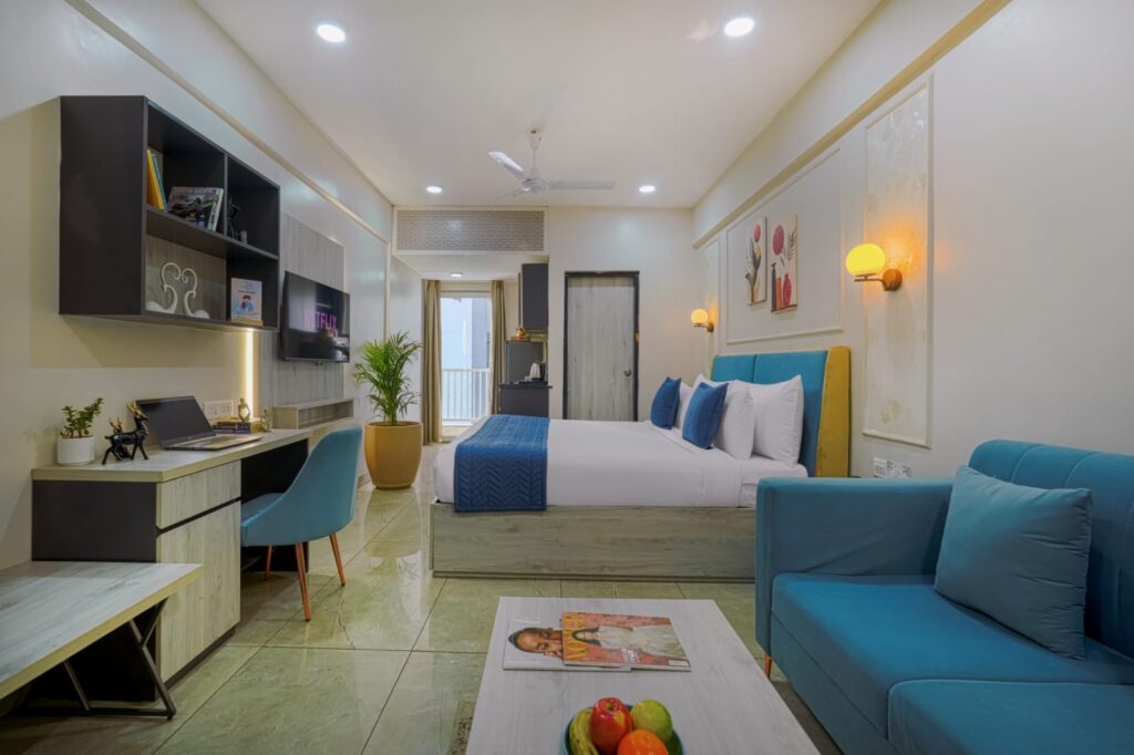 URBAN SUITES BY BLUSALZZ